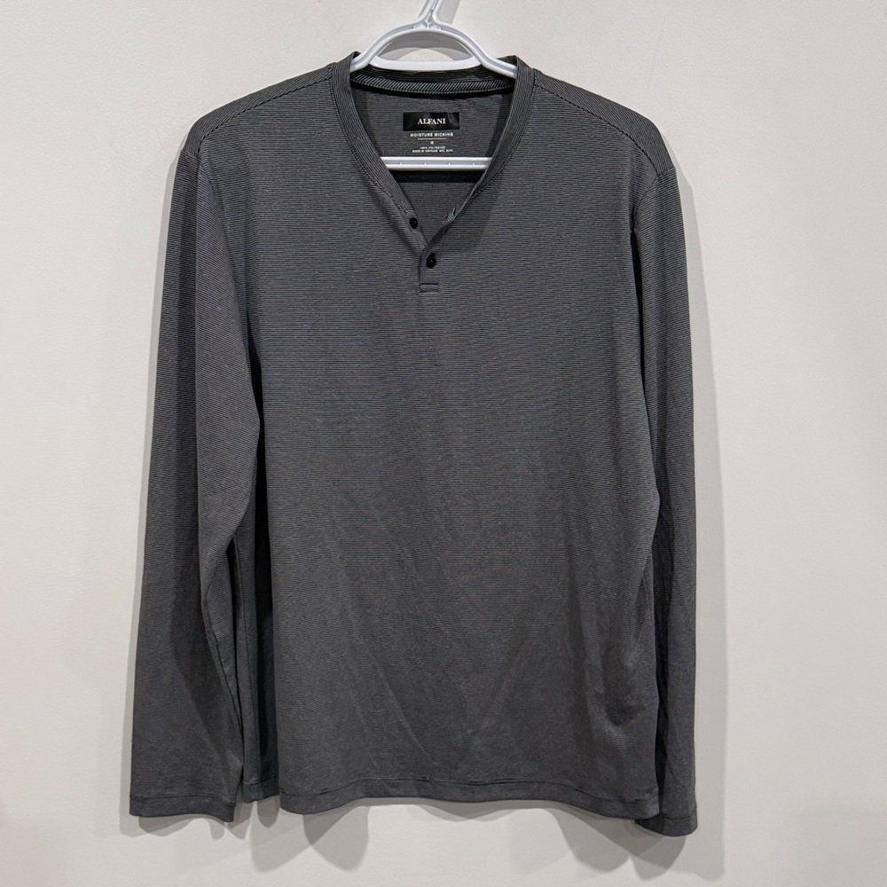 Alfani Men's Stripped Gray Long Sleeve Moisture Wicking Shirt